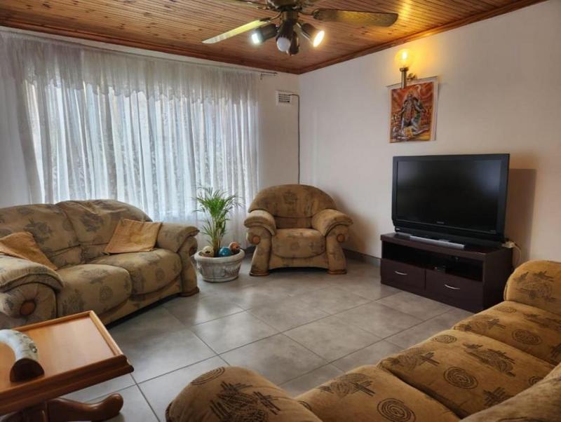 5 Bedroom Property for Sale in Shallcross KwaZulu-Natal