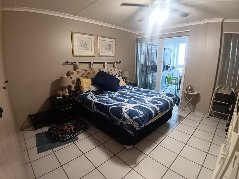 2 Bedroom Property for Sale in Uvongo Beach KwaZulu-Natal