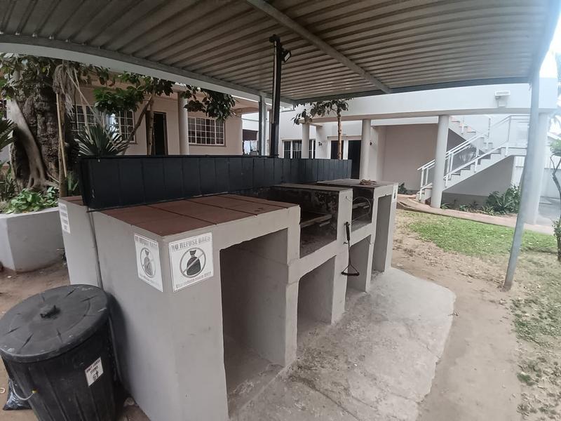 2 Bedroom Property for Sale in Uvongo Beach KwaZulu-Natal