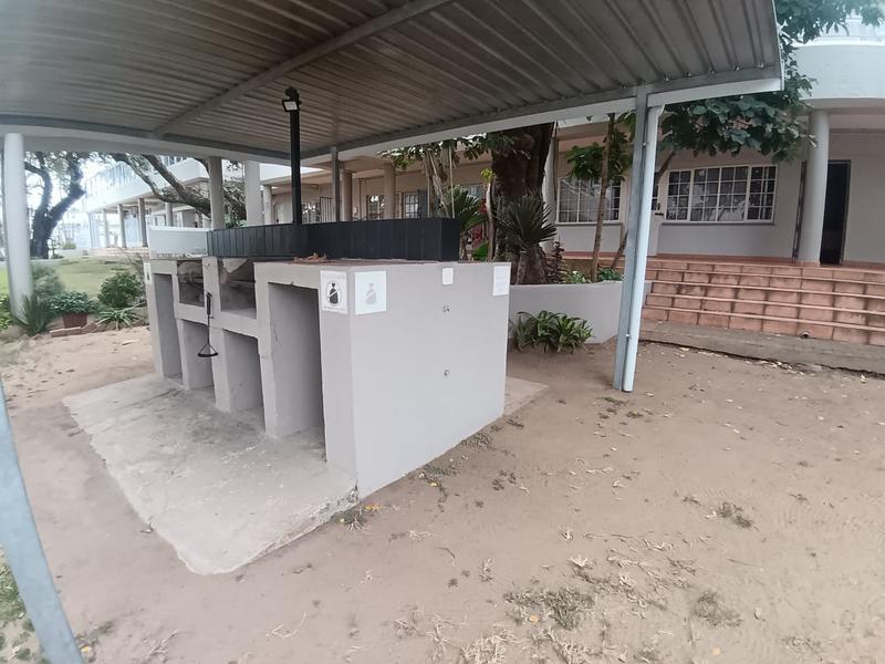 2 Bedroom Property for Sale in Uvongo Beach KwaZulu-Natal