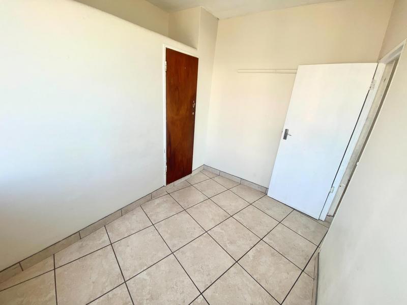 2 Bedroom Property for Sale in Esplanade KwaZulu-Natal