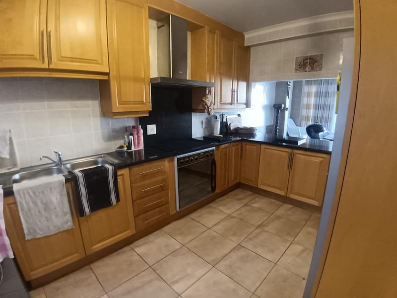 3 Bedroom Property for Sale in Uvongo Beach KwaZulu-Natal