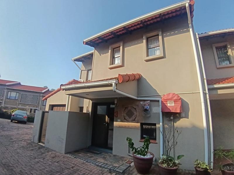 3 Bedroom Property for Sale in Uvongo Beach KwaZulu-Natal