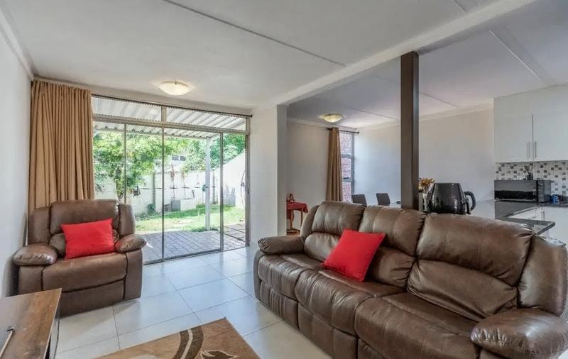 To Let 3 Bedroom Property for Rent in Durban North KwaZulu-Natal