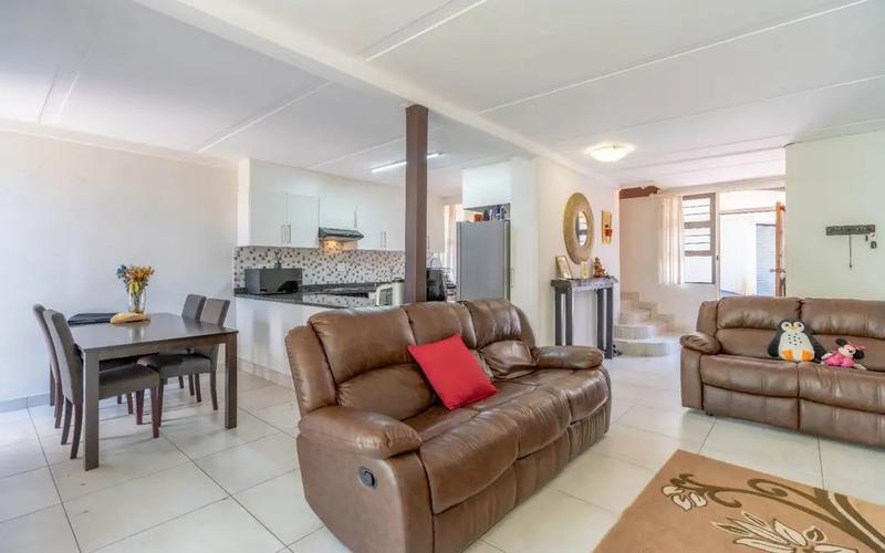To Let 3 Bedroom Property for Rent in Durban North KwaZulu-Natal