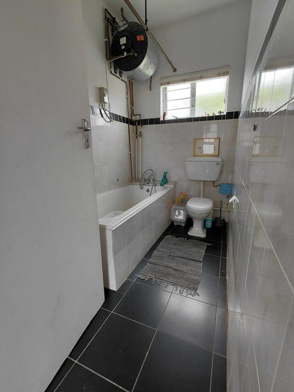 1 Bedroom Property for Sale in Morningside KwaZulu-Natal