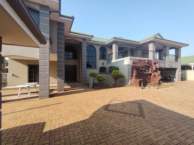 To Let 4 Bedroom Property for Rent in Somerset Park KwaZulu-Natal