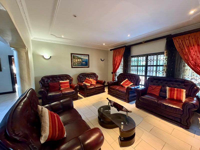 To Let 4 Bedroom Property for Rent in Somerset Park KwaZulu-Natal