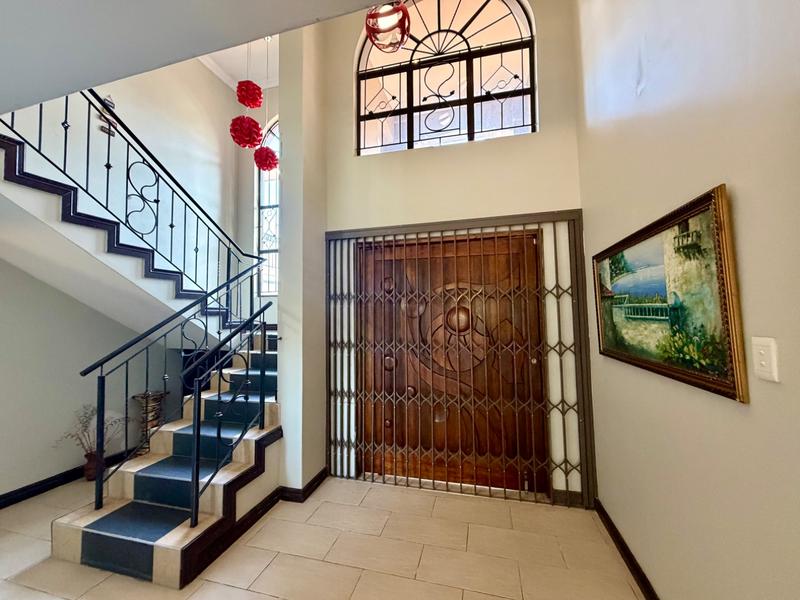 To Let 4 Bedroom Property for Rent in Somerset Park KwaZulu-Natal