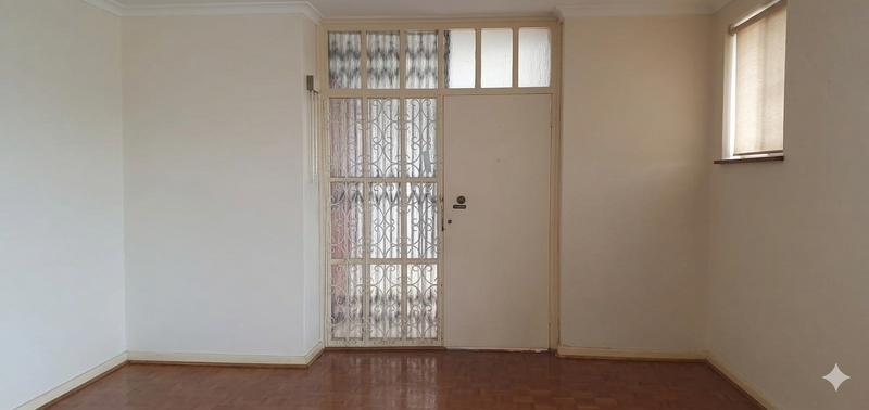 To Let 2 Bedroom Property for Rent in Essenwood KwaZulu-Natal