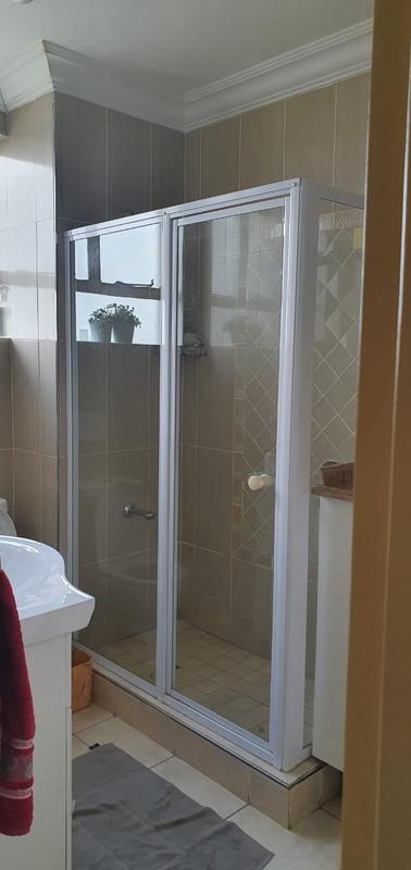 To Let 2 Bedroom Property for Rent in Essenwood KwaZulu-Natal