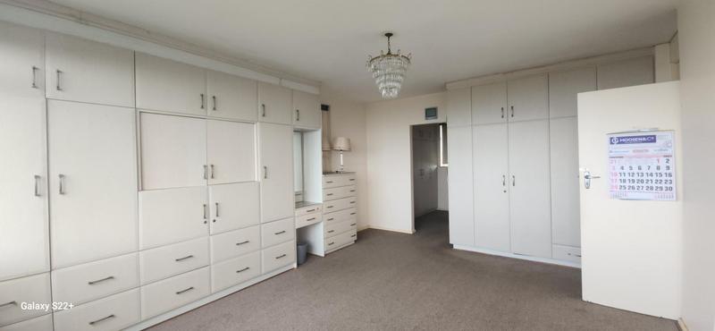 2 Bedroom Property for Sale in Essenwood KwaZulu-Natal