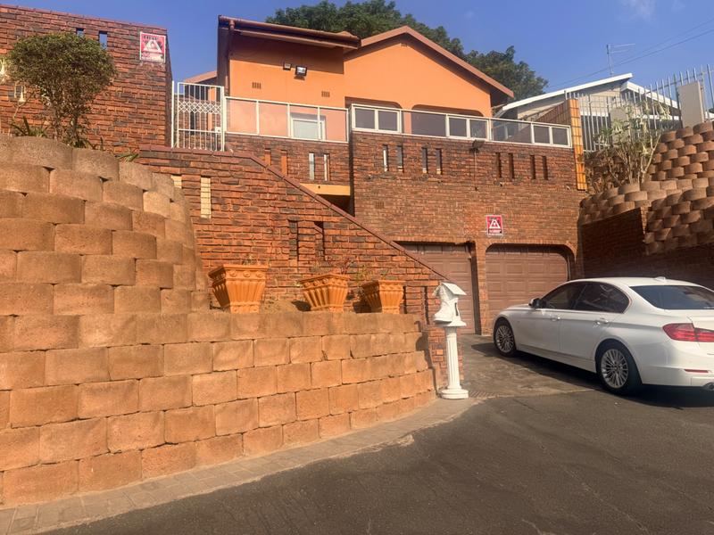 3 Bedroom Property for Sale in Reservoir Hills KwaZulu-Natal