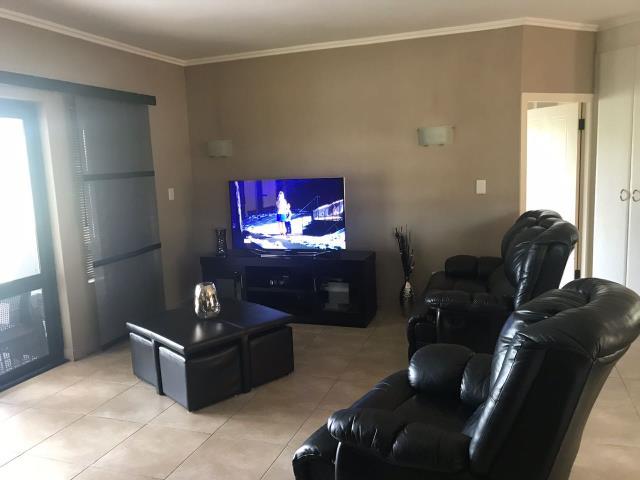 3 Bedroom Property for Sale in Tinley Manor KwaZulu-Natal