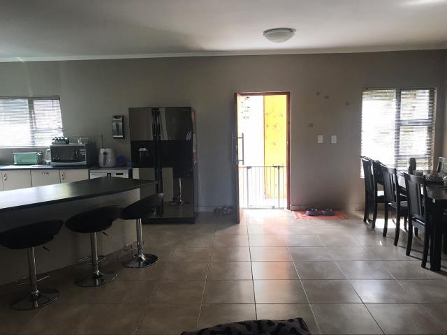 3 Bedroom Property for Sale in Tinley Manor KwaZulu-Natal