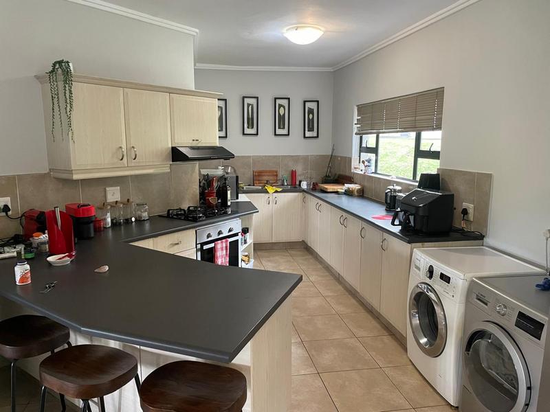 3 Bedroom Property for Sale in Tinley Manor KwaZulu-Natal