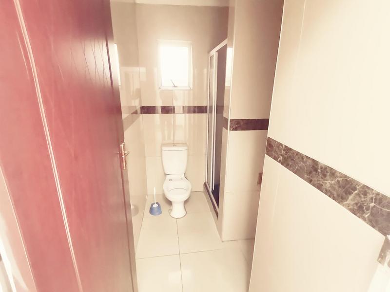To Let 2 Bedroom Property for Rent in Reservoir Hills KwaZulu-Natal