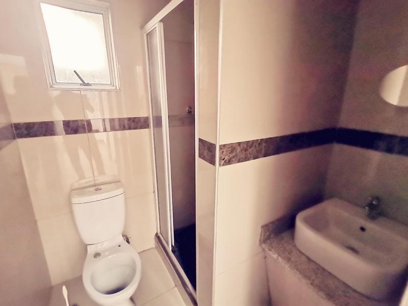 To Let 2 Bedroom Property for Rent in Reservoir Hills KwaZulu-Natal