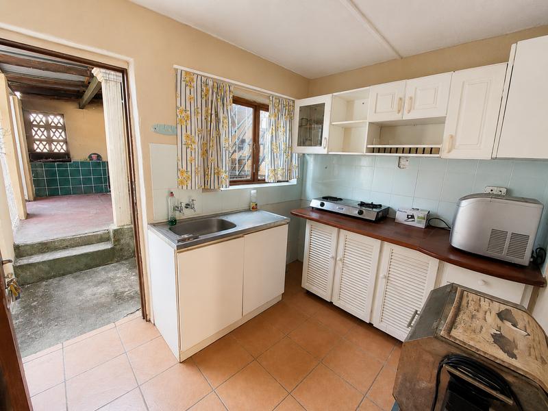To Let 1 Bedroom Property for Rent in Margate KwaZulu-Natal