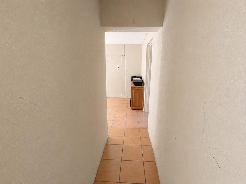To Let 1 Bedroom Property for Rent in Margate KwaZulu-Natal