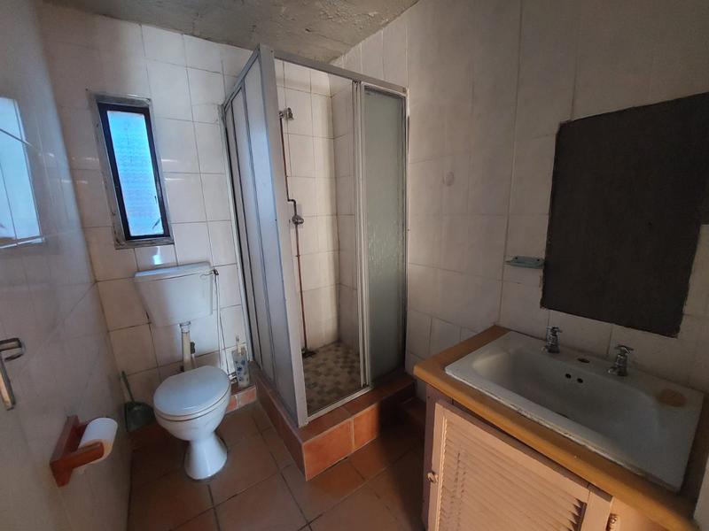 To Let 1 Bedroom Property for Rent in Margate KwaZulu-Natal