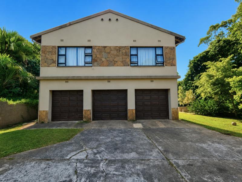 5 Bedroom Property for Sale in Glenmore Beach KwaZulu-Natal