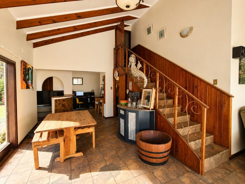 5 Bedroom Property for Sale in Glenmore Beach KwaZulu-Natal
