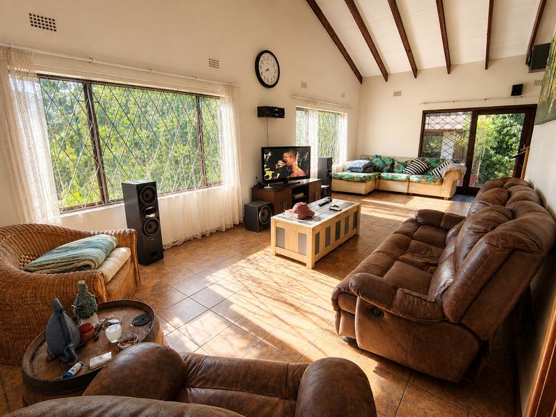 5 Bedroom Property for Sale in Glenmore Beach KwaZulu-Natal