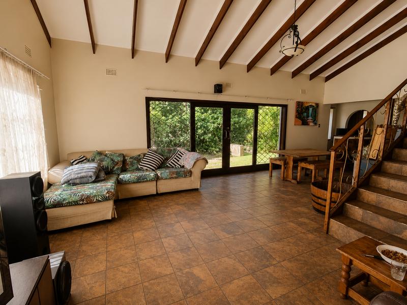 5 Bedroom Property for Sale in Glenmore Beach KwaZulu-Natal