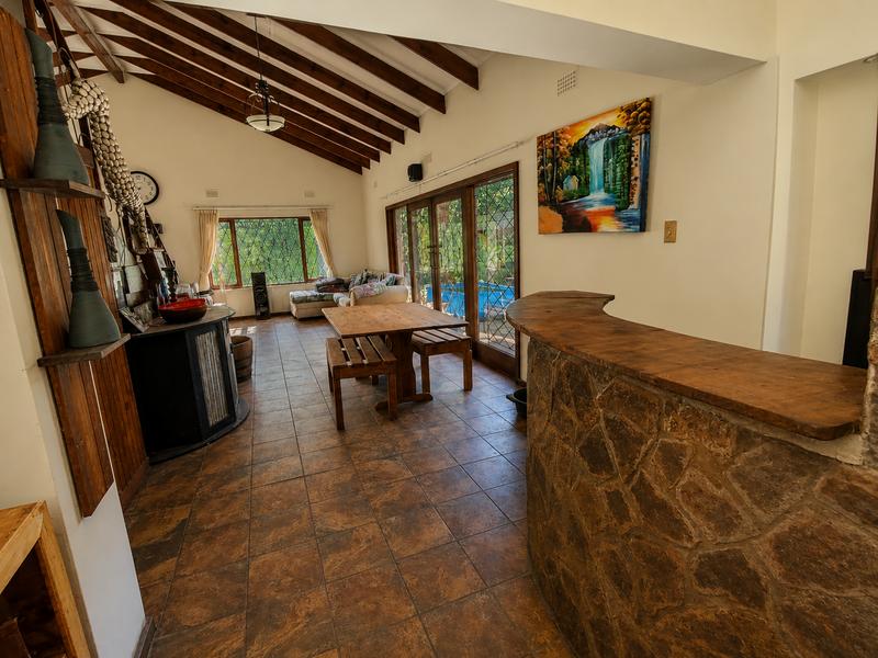 5 Bedroom Property for Sale in Glenmore Beach KwaZulu-Natal