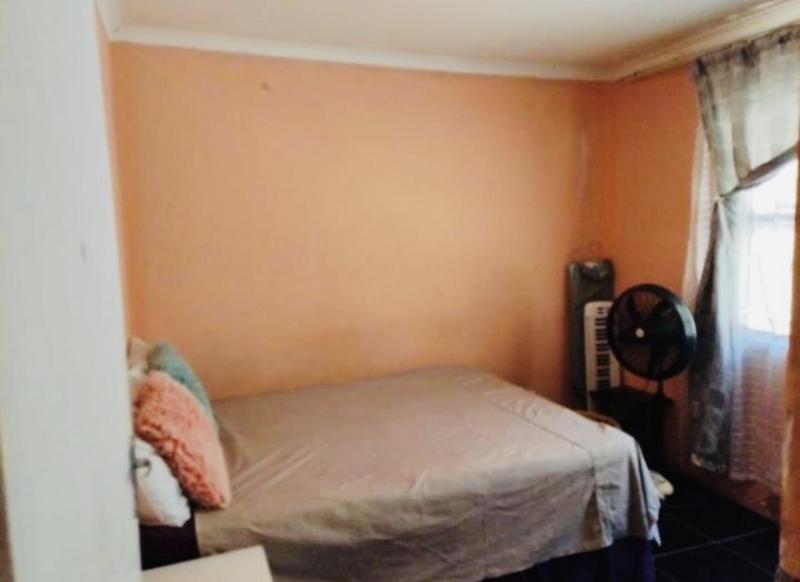 2 Bedroom Property for Sale in Umlazi KwaZulu-Natal