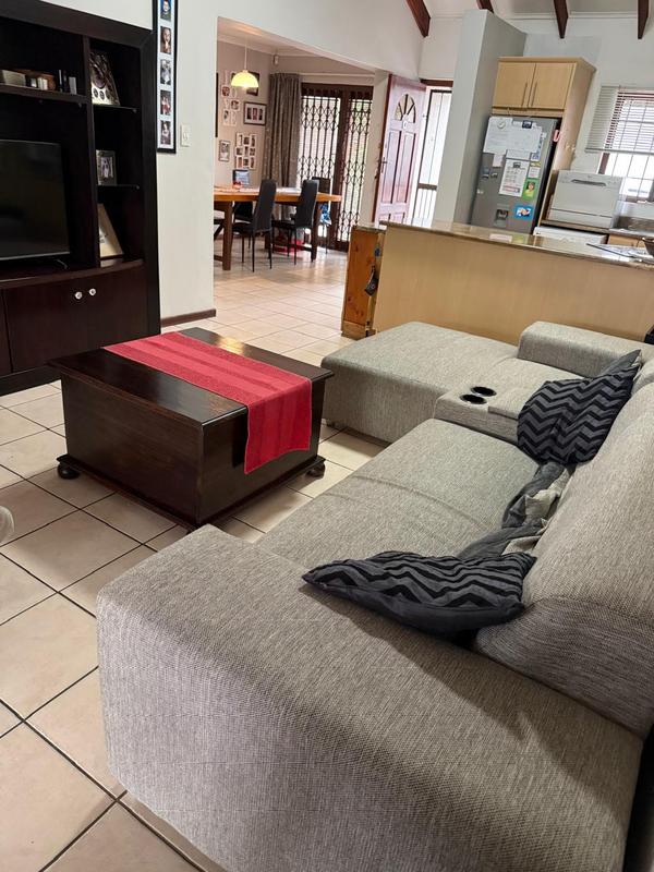 3 Bedroom Property for Sale in Cowies Hill KwaZulu-Natal