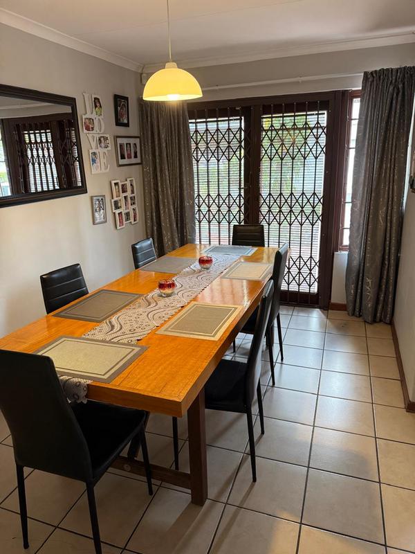 3 Bedroom Property for Sale in Cowies Hill KwaZulu-Natal