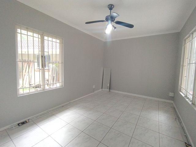 To Let 2 Bedroom Property for Rent in Dawncliffe KwaZulu-Natal