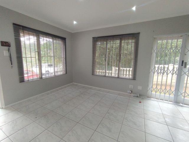 To Let 2 Bedroom Property for Rent in Dawncliffe KwaZulu-Natal