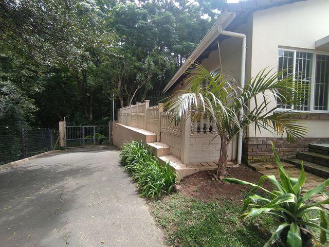 To Let 2 Bedroom Property for Rent in Dawncliffe KwaZulu-Natal
