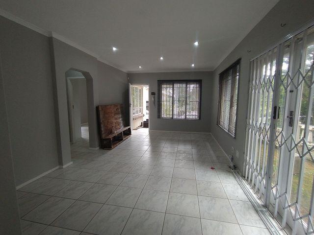 To Let 2 Bedroom Property for Rent in Dawncliffe KwaZulu-Natal
