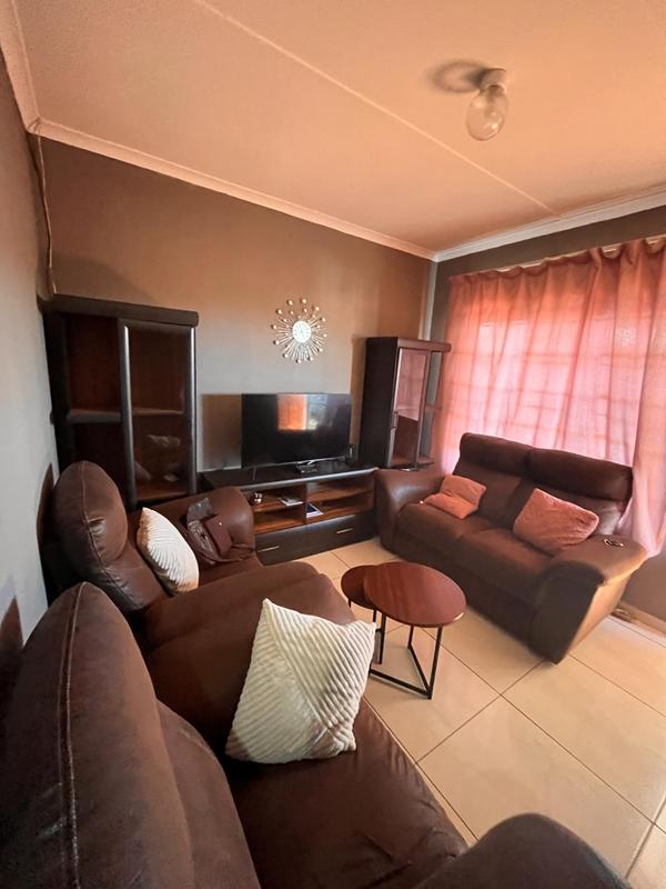 2 Bedroom Property for Sale in Umhlathuze KwaZulu-Natal