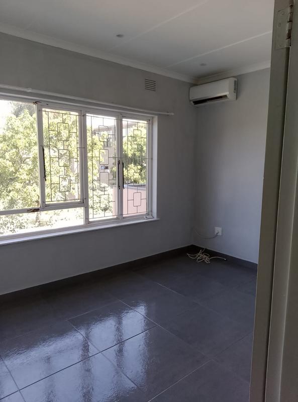 To Let 3 Bedroom Property for Rent in Malvern KwaZulu-Natal