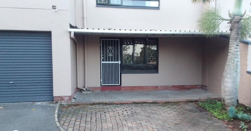 To Let 3 Bedroom Property for Rent in Malvern KwaZulu-Natal