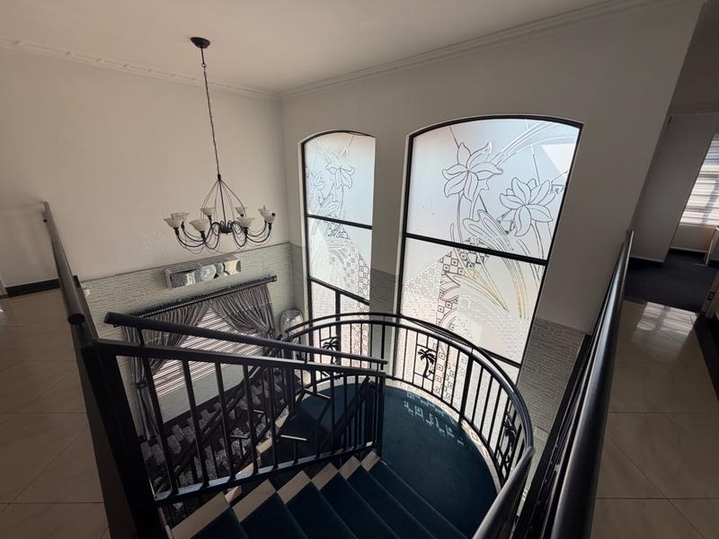 5 Bedroom Property for Sale in Somerset Park KwaZulu-Natal
