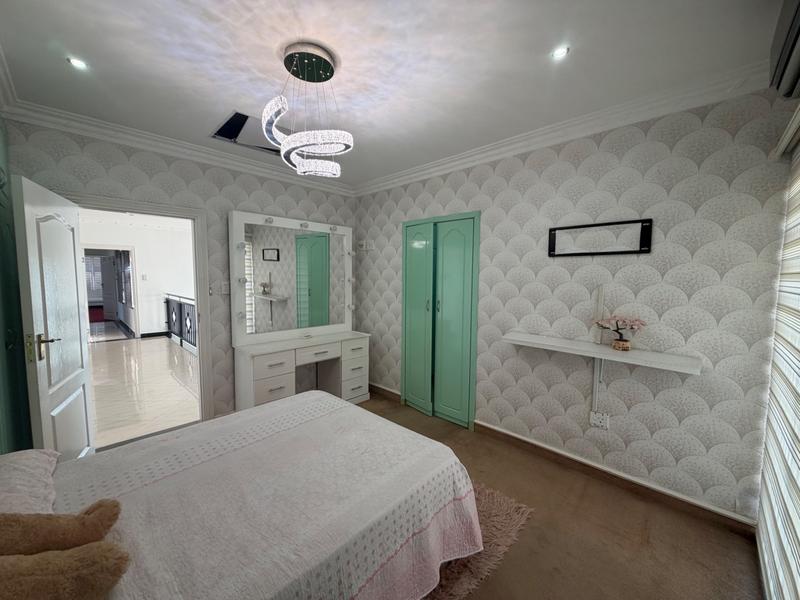 5 Bedroom Property for Sale in Somerset Park KwaZulu-Natal