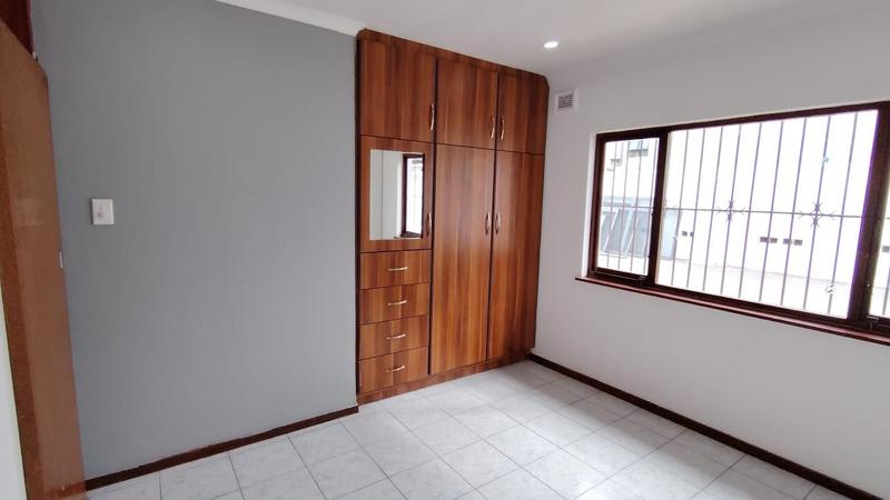 To Let Commercial Property for Rent in Malvern KwaZulu-Natal