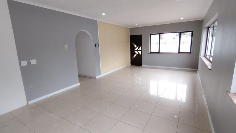 To Let Commercial Property for Rent in Malvern KwaZulu-Natal