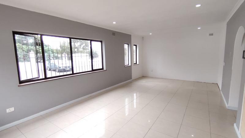 To Let Commercial Property for Rent in Malvern KwaZulu-Natal