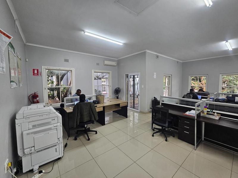 To Let Commercial Property for Rent in Morningside KwaZulu-Natal