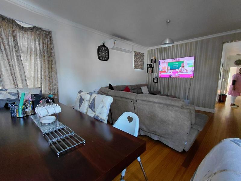 3 Bedroom Property for Sale in Glenwood KwaZulu-Natal
