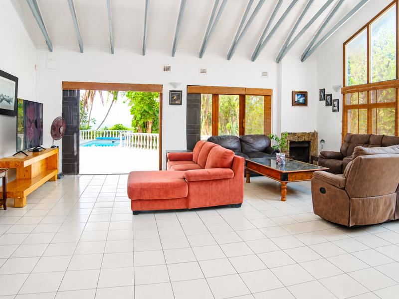 5 Bedroom Property for Sale in Shelly Beach KwaZulu-Natal