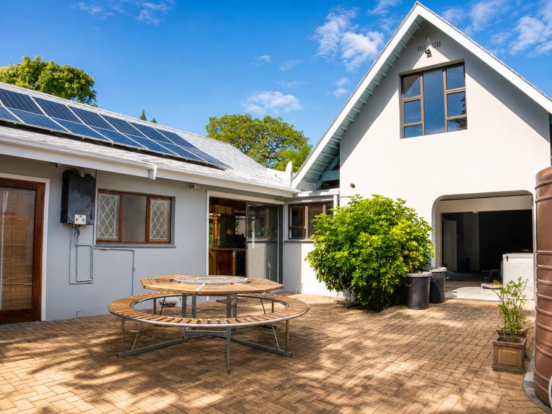 5 Bedroom Property for Sale in Shelly Beach KwaZulu-Natal