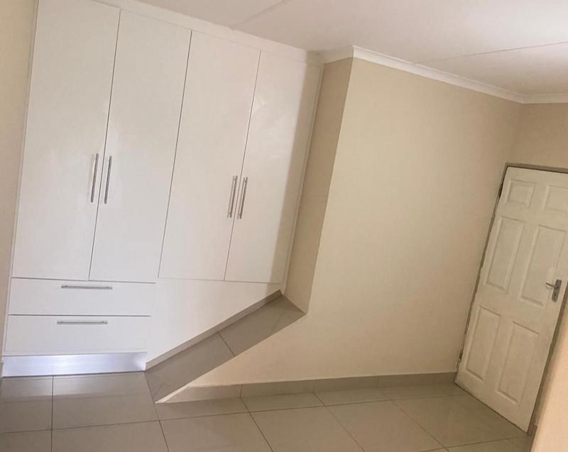 2 Bedroom Property for Sale in Prestbury KwaZulu-Natal